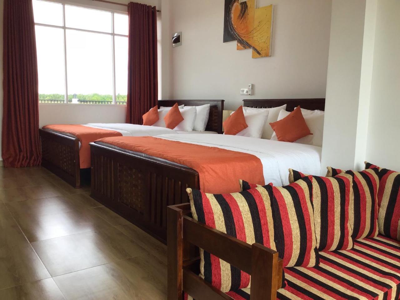 Готель Avonil Yala 3*